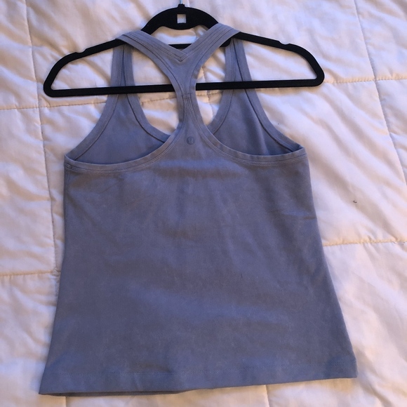 Blue lululemon tank top size 8 (fits like 6) - Picture 3 of 4